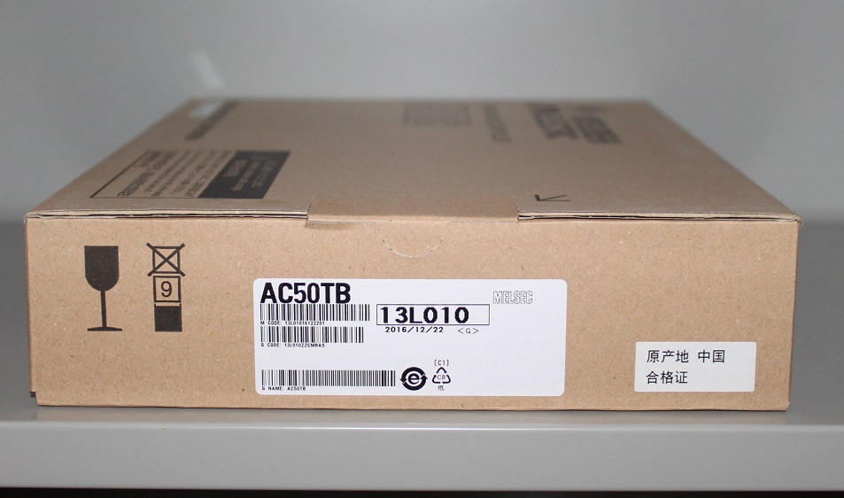 点击查看大图:AC50TB包装