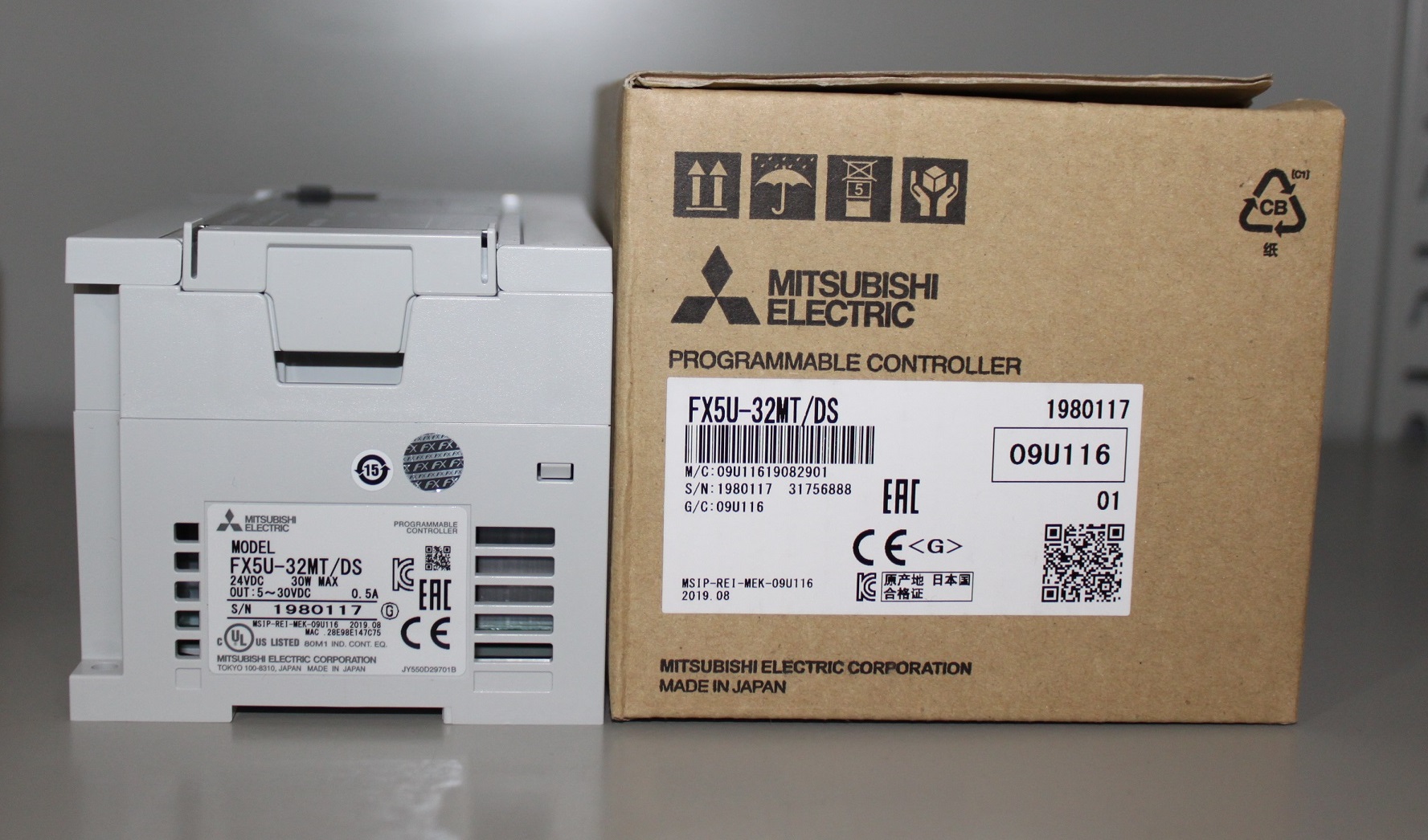 点击查看大图:FX5U-32MT-DS包装